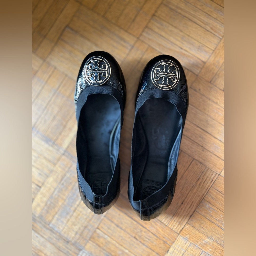 Authentic Tory Burch Caroline Patent Black Leather Ballet Flats Size 8.5